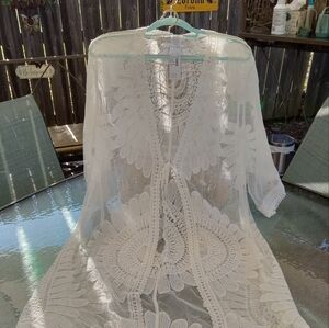 NWT Maurices White Floral Crochet Kimono, One Size